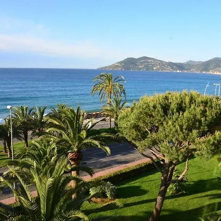 Apartmán - Front De Cannes